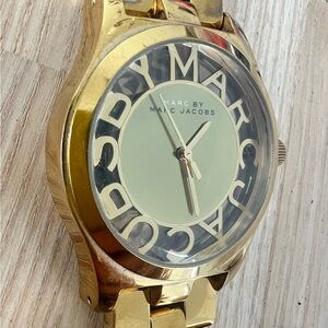 Marc by Marc Jacobs ladies gold tone watch NEW BATTERY